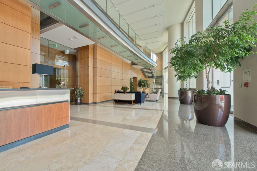 425 1st Street # 3301