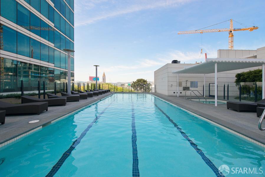 425 1st Street # 3301