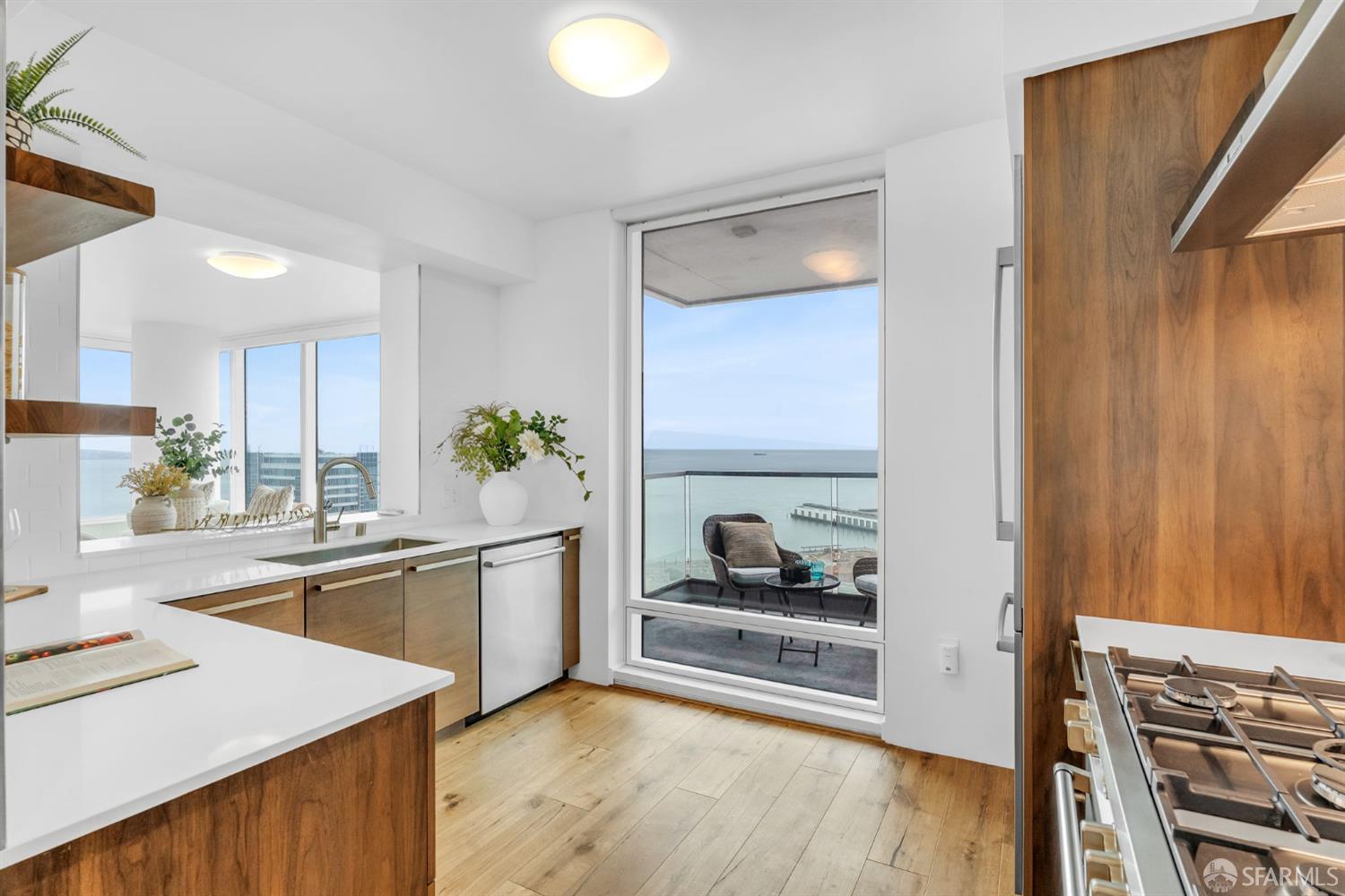 425 1st Street # 1902