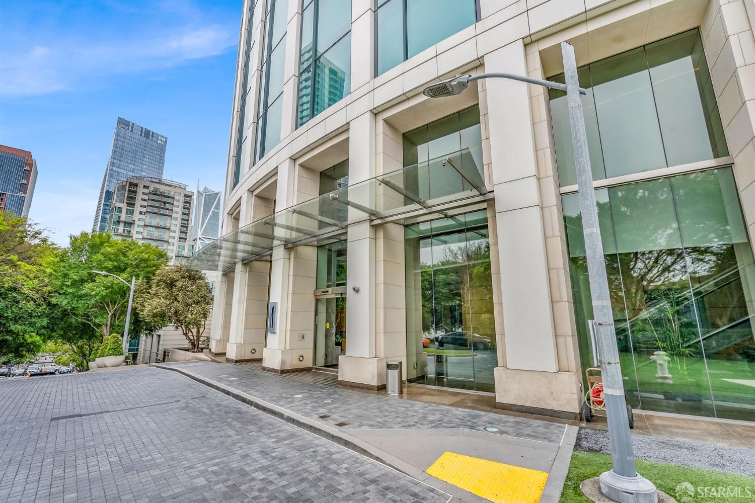 425 1st Street # 1902