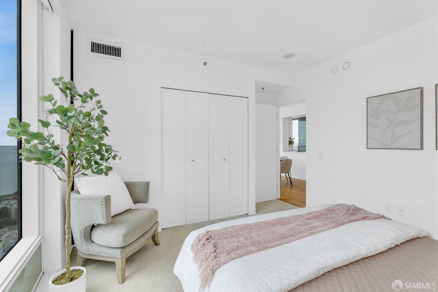 425 1st Street # 1902