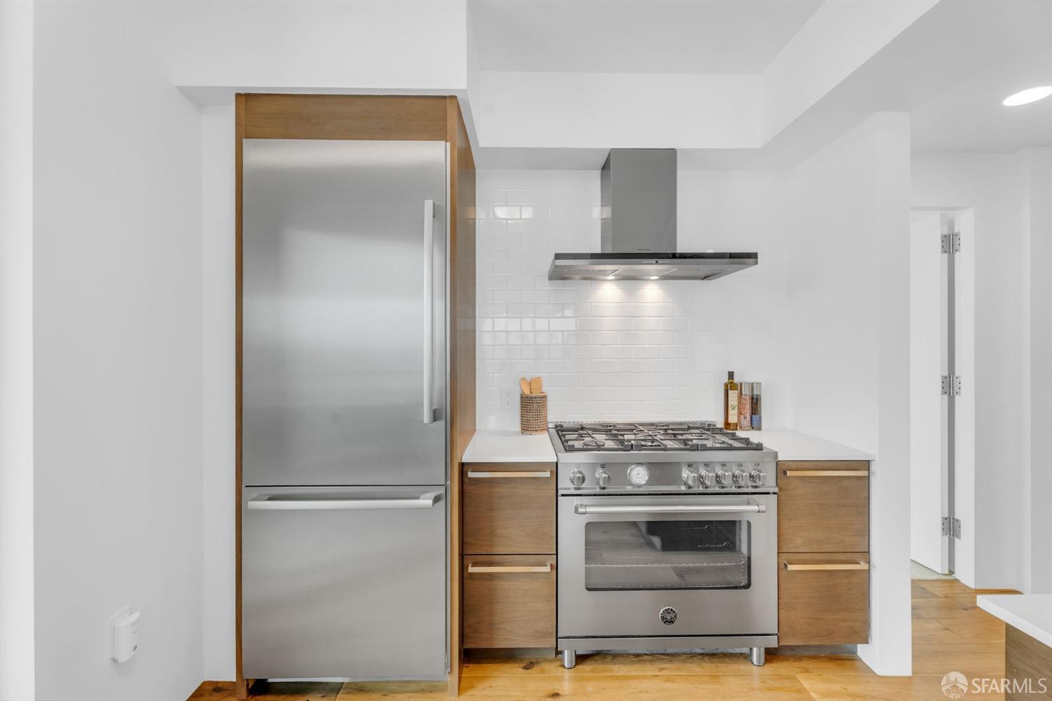 425 1st Street # 1902