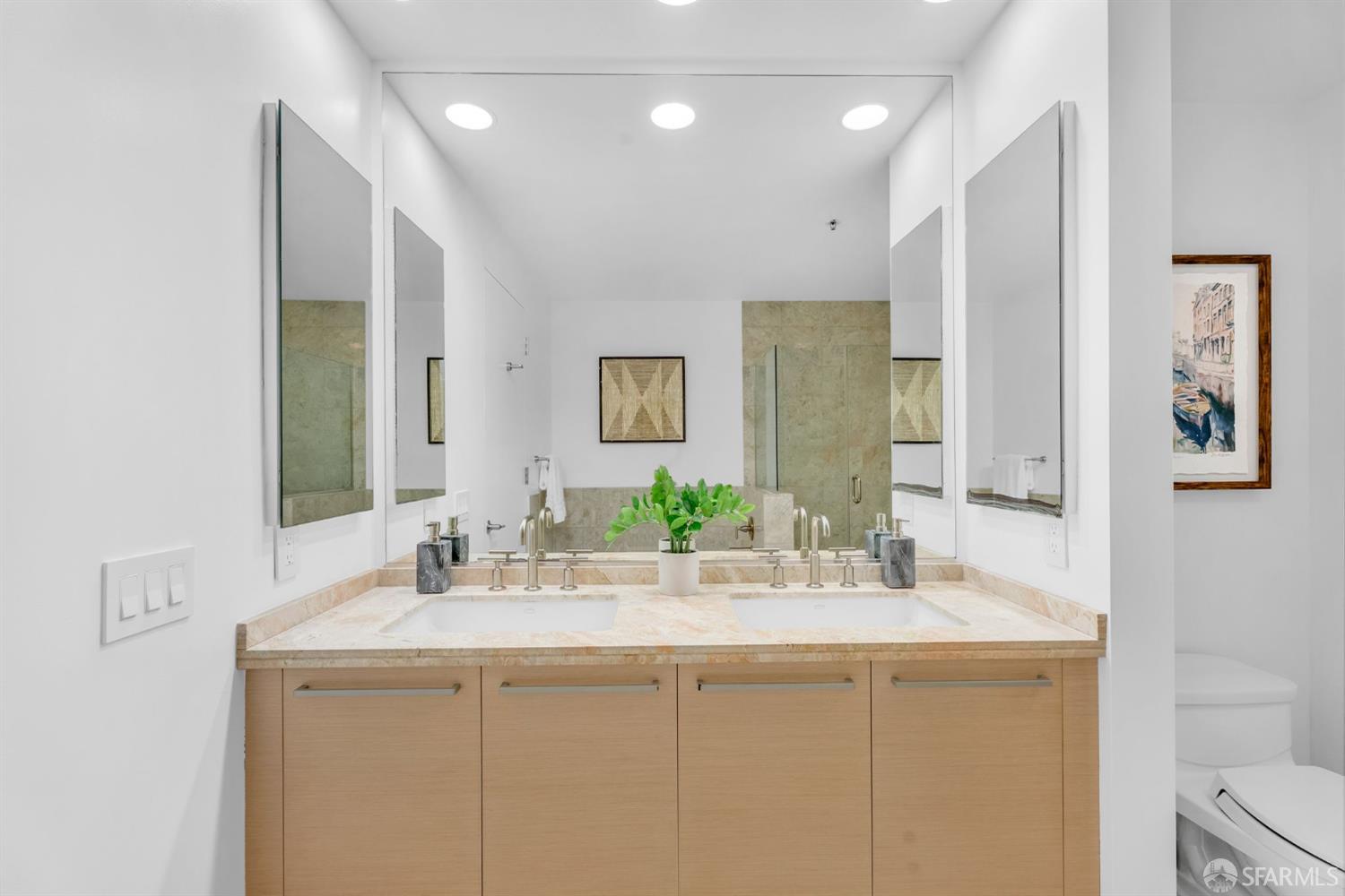 425 1st Street # 1902