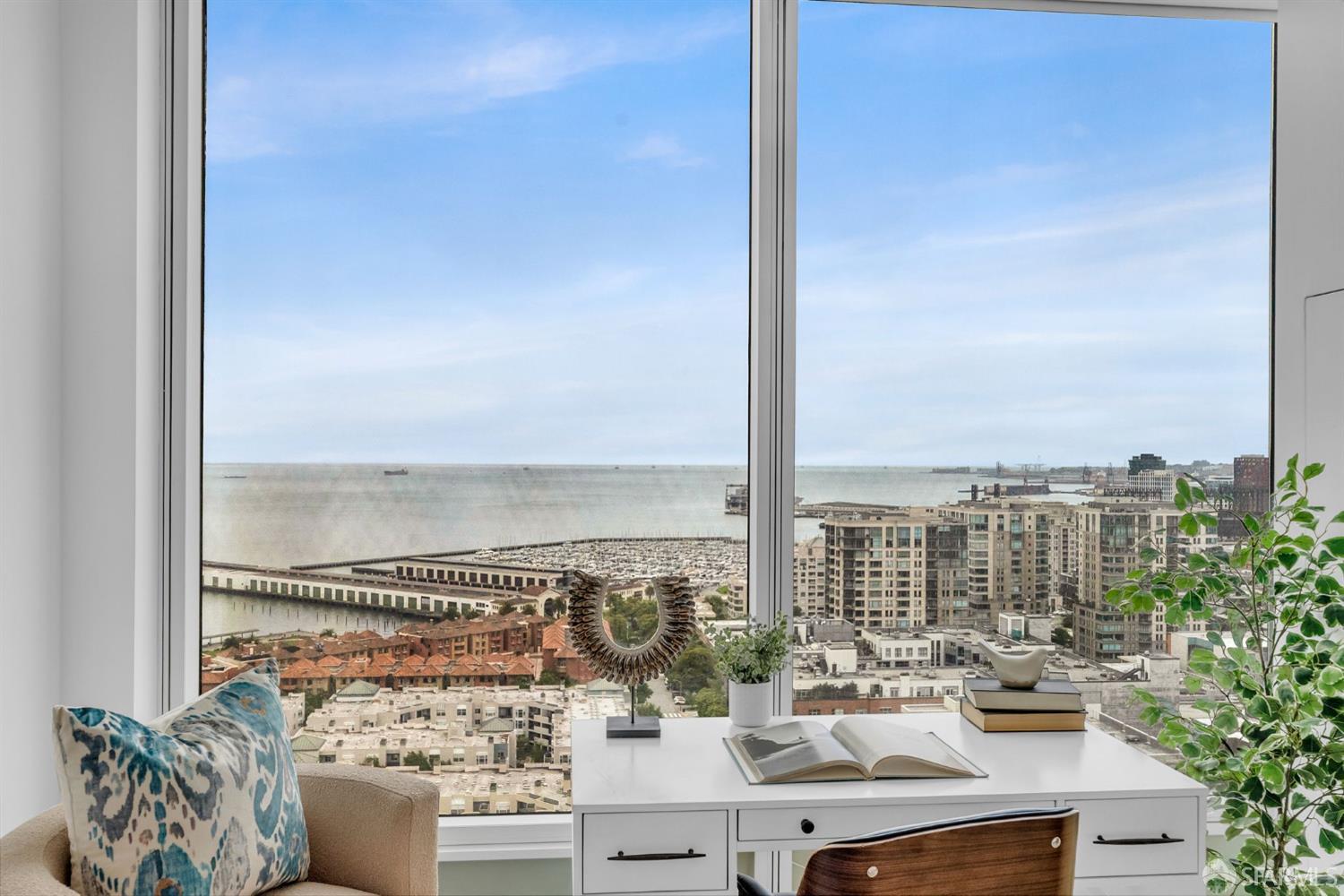 425 1st Street # 1902