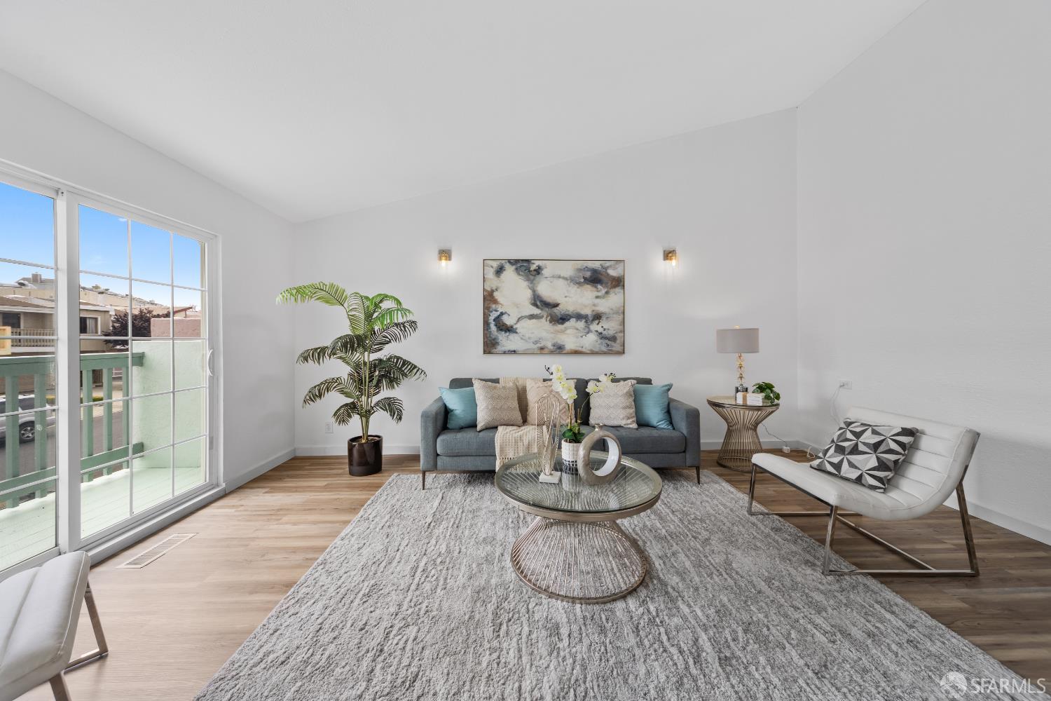 338 Deanne Lane