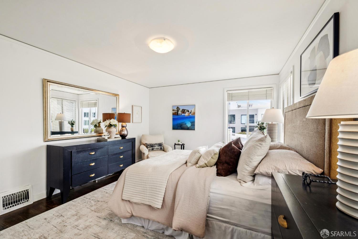 2448 Greenwich Street