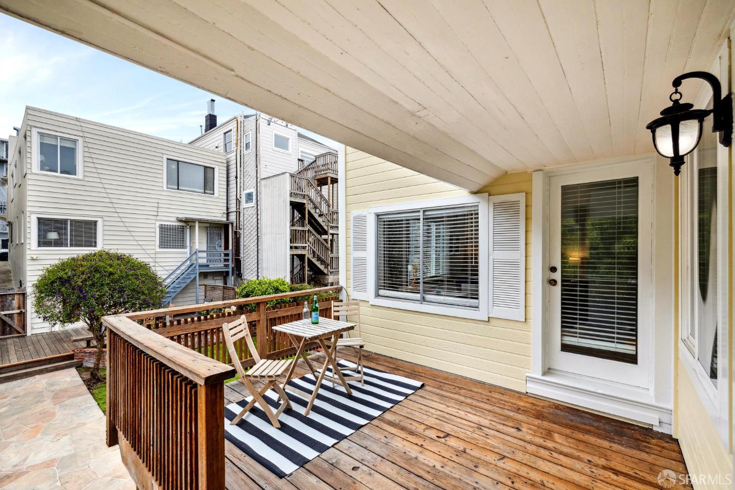 2448 Greenwich Street