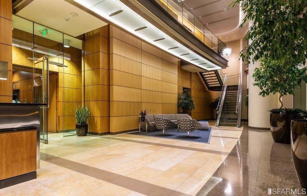 425 1st Street # 2504