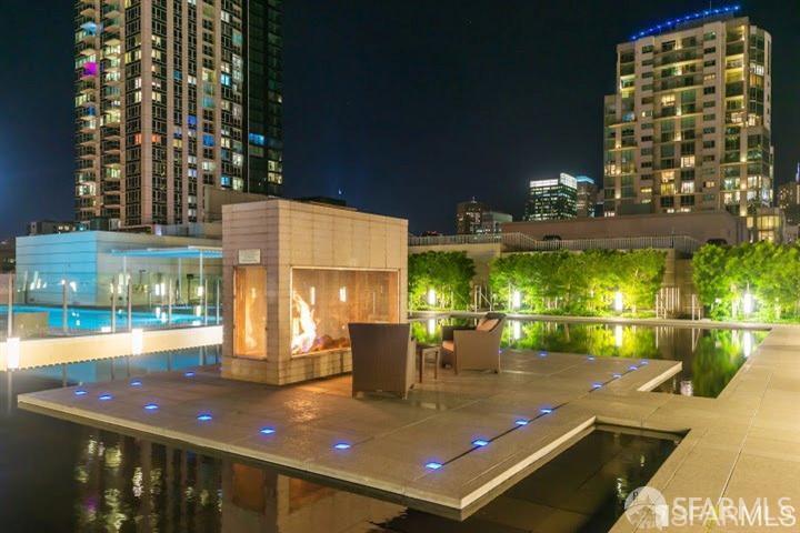 425 1st Street # 1902
