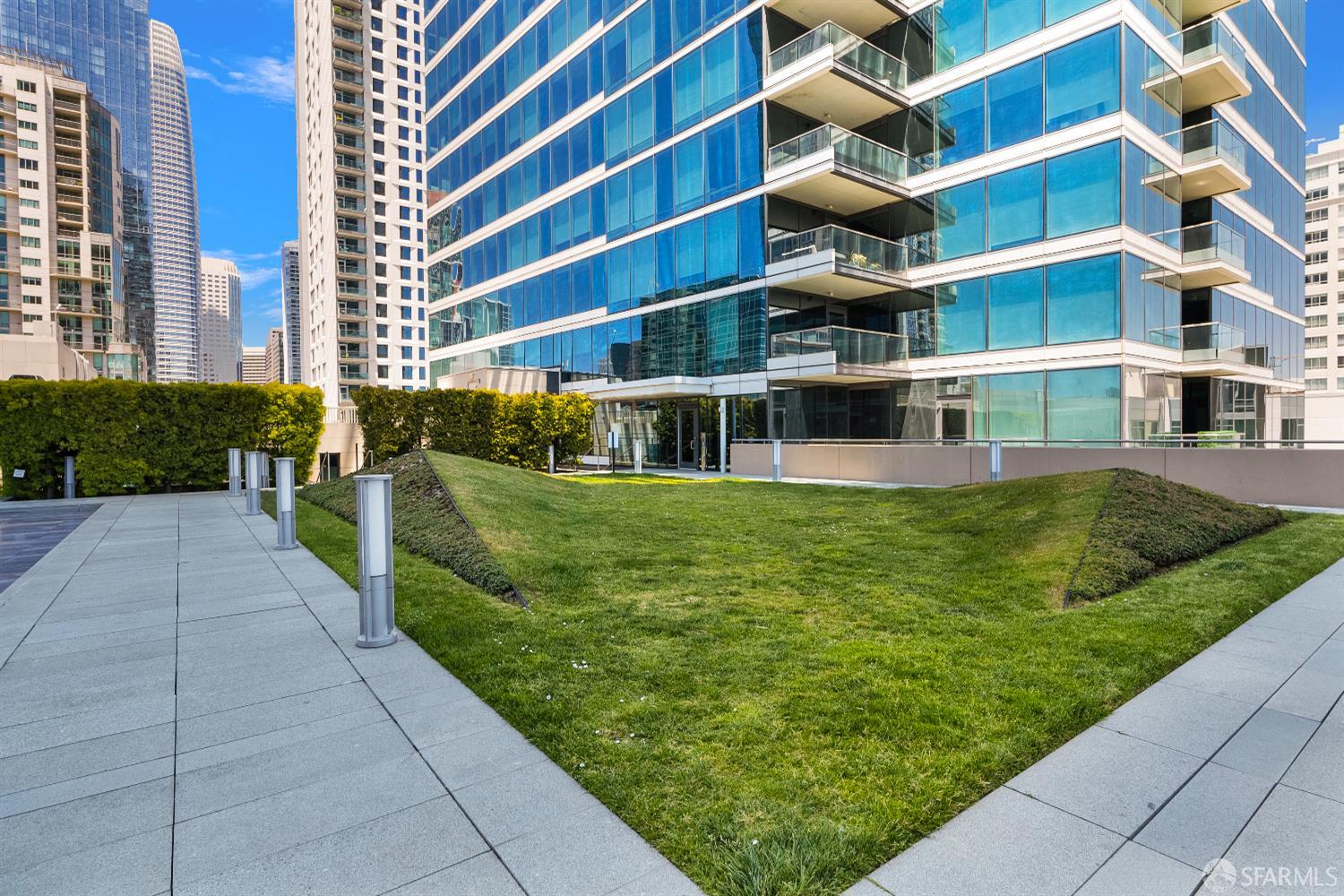 425 1st Street # 1902