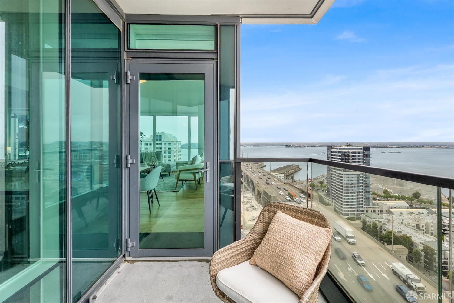 425 1st Street # 1902