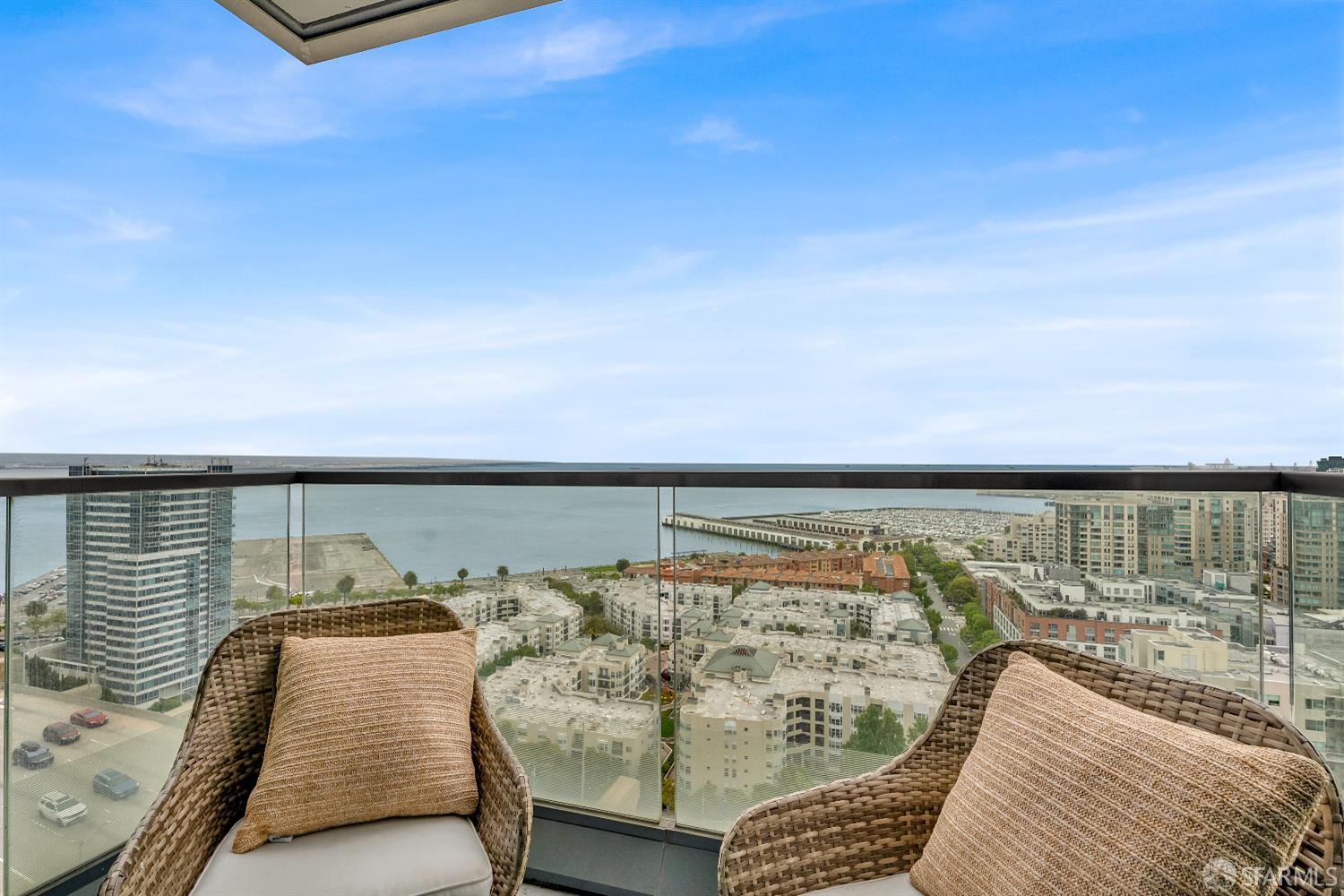 425 1st Street # 1902