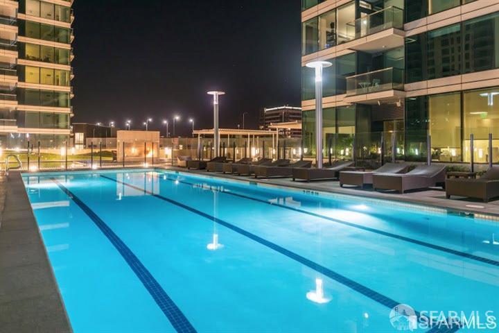 425 1st Street # 1902