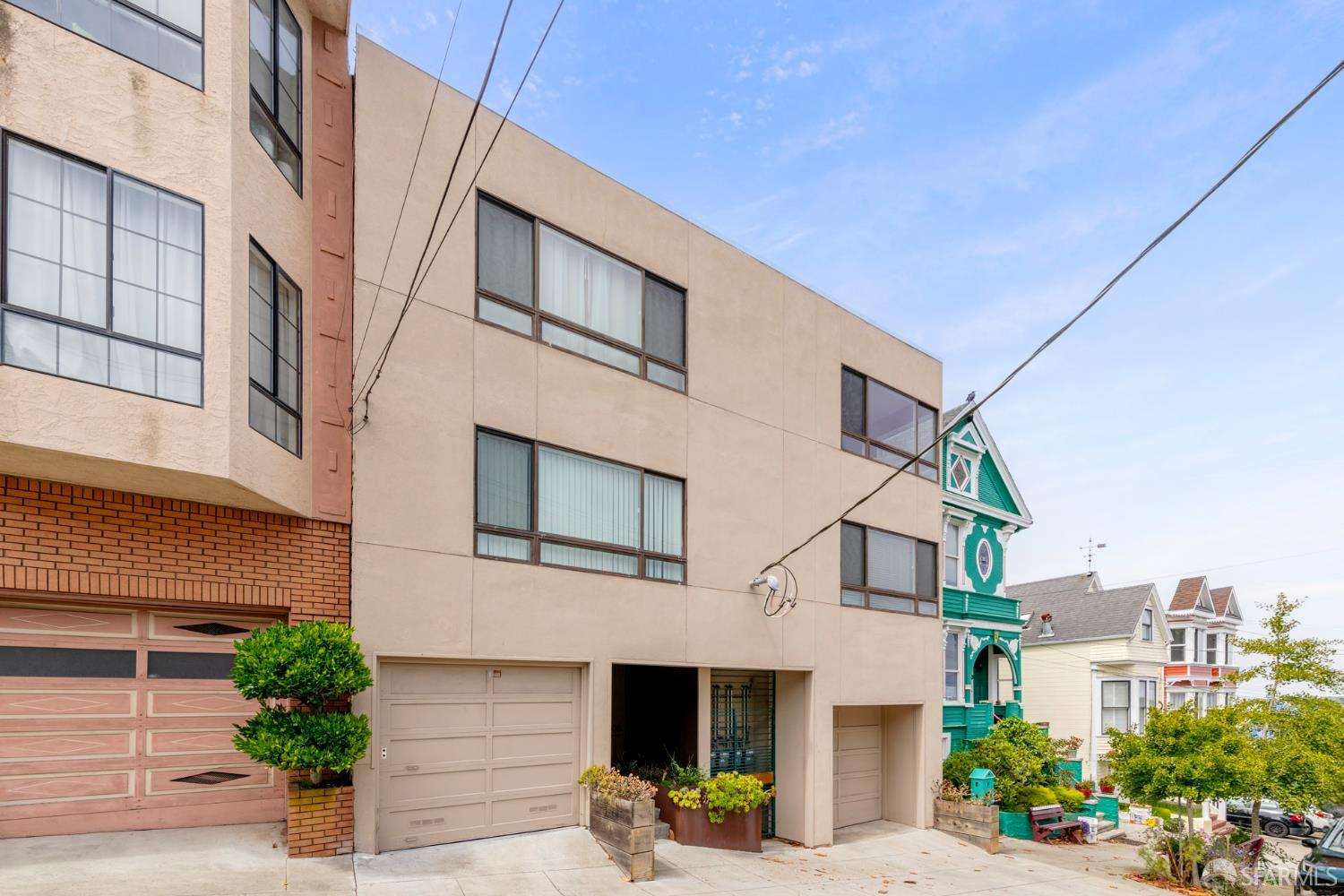 1635 10th Avenue # 4