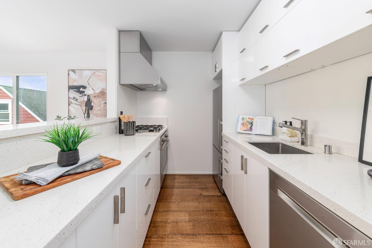 1635 10th Avenue # 4