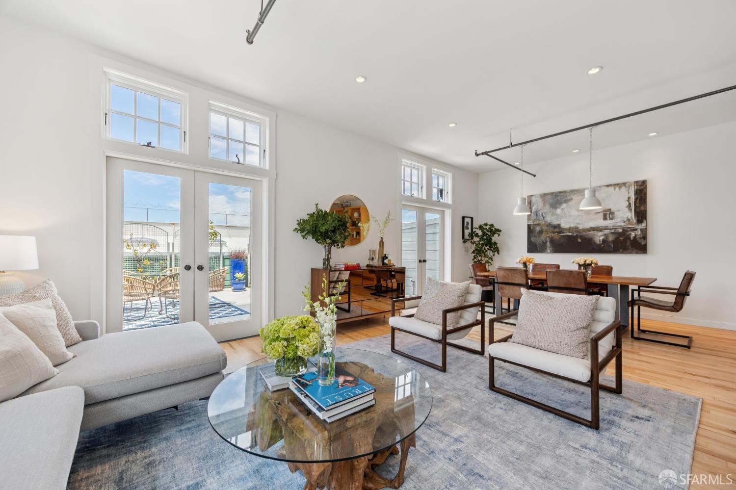 2169 Folsom Street # M201