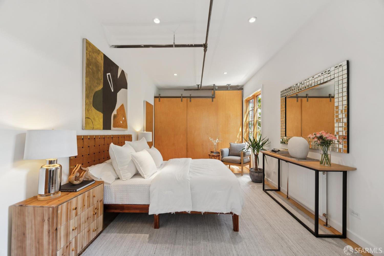 2169 Folsom Street # M201