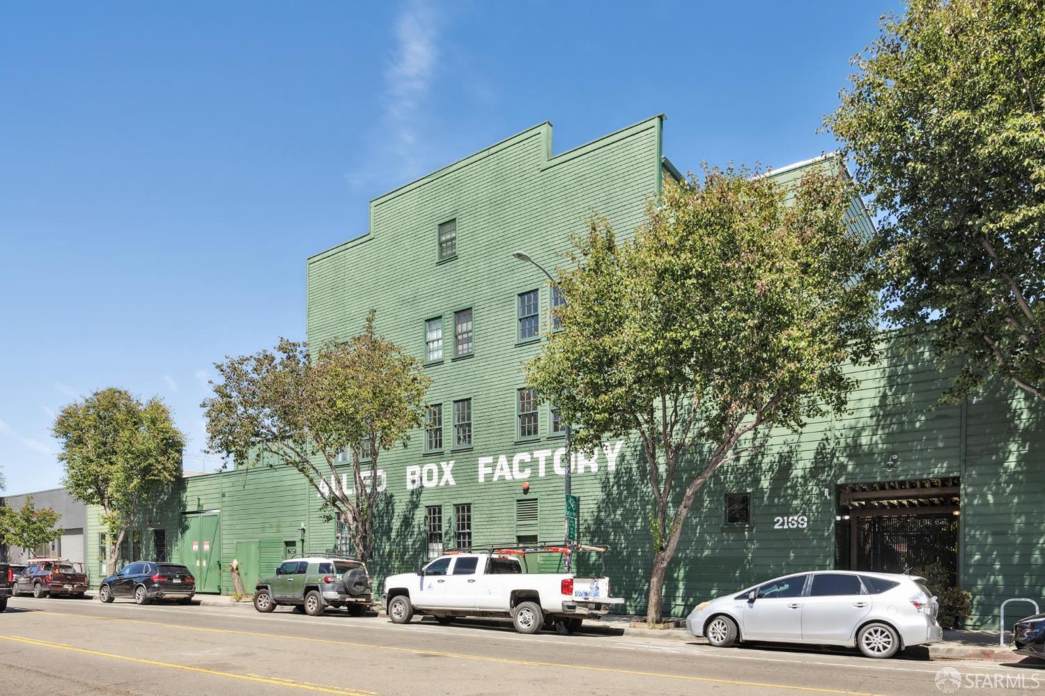 2169 Folsom Street # M201