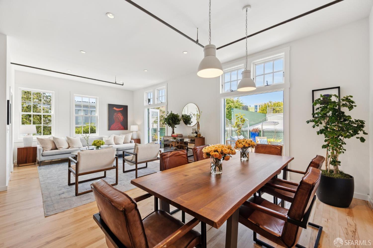 2169 Folsom Street # M201