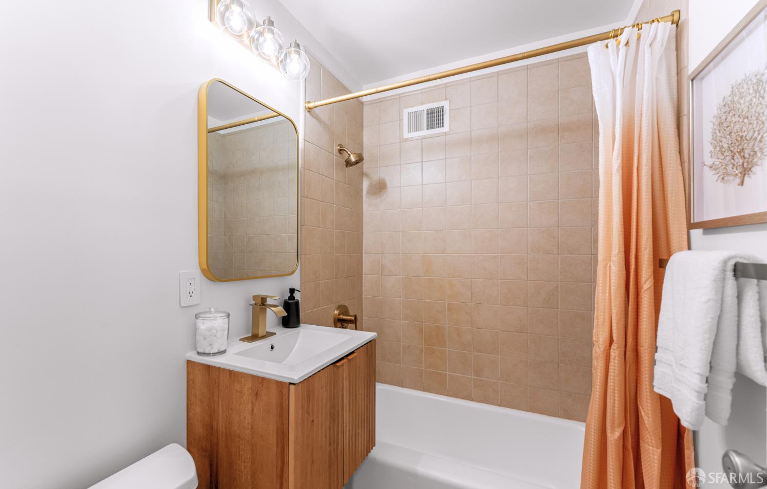 48 Terra Vista Avenue # B