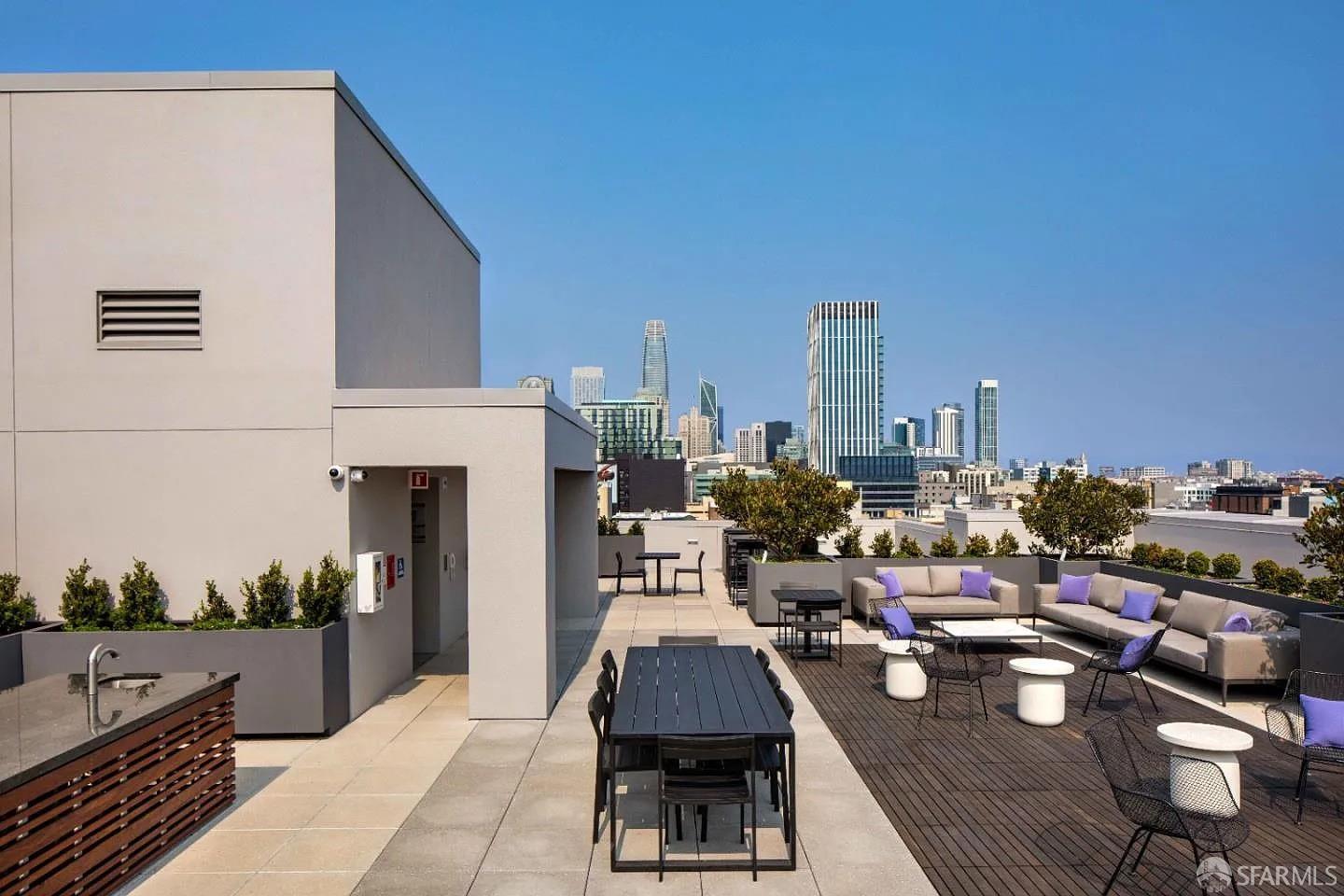 588 Minna Street