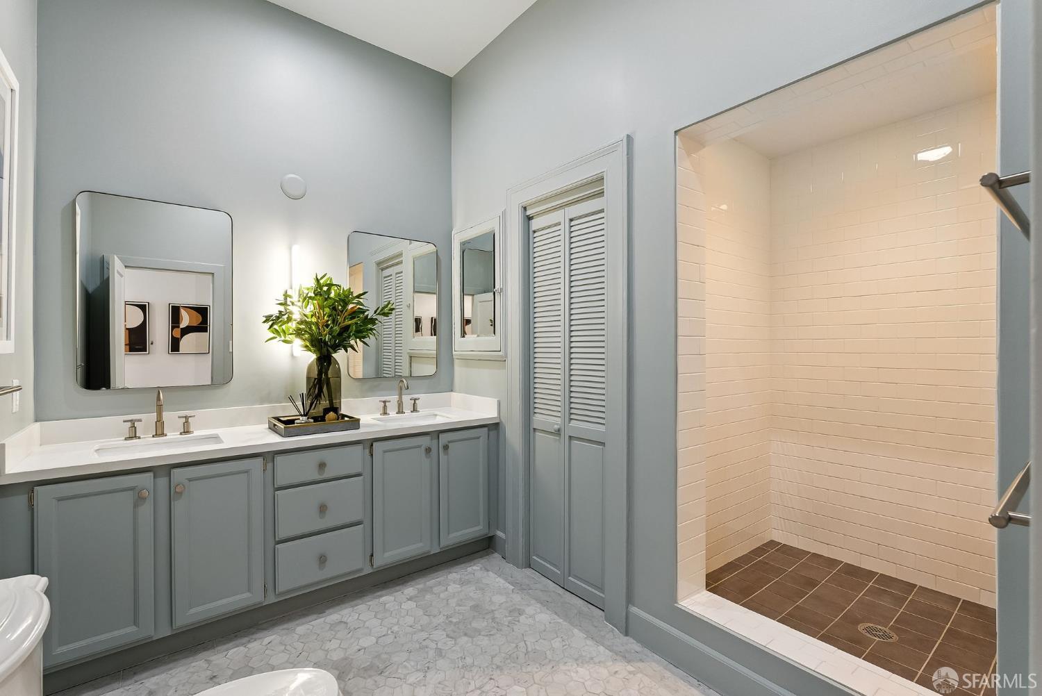 140 Divisadero Street # 5