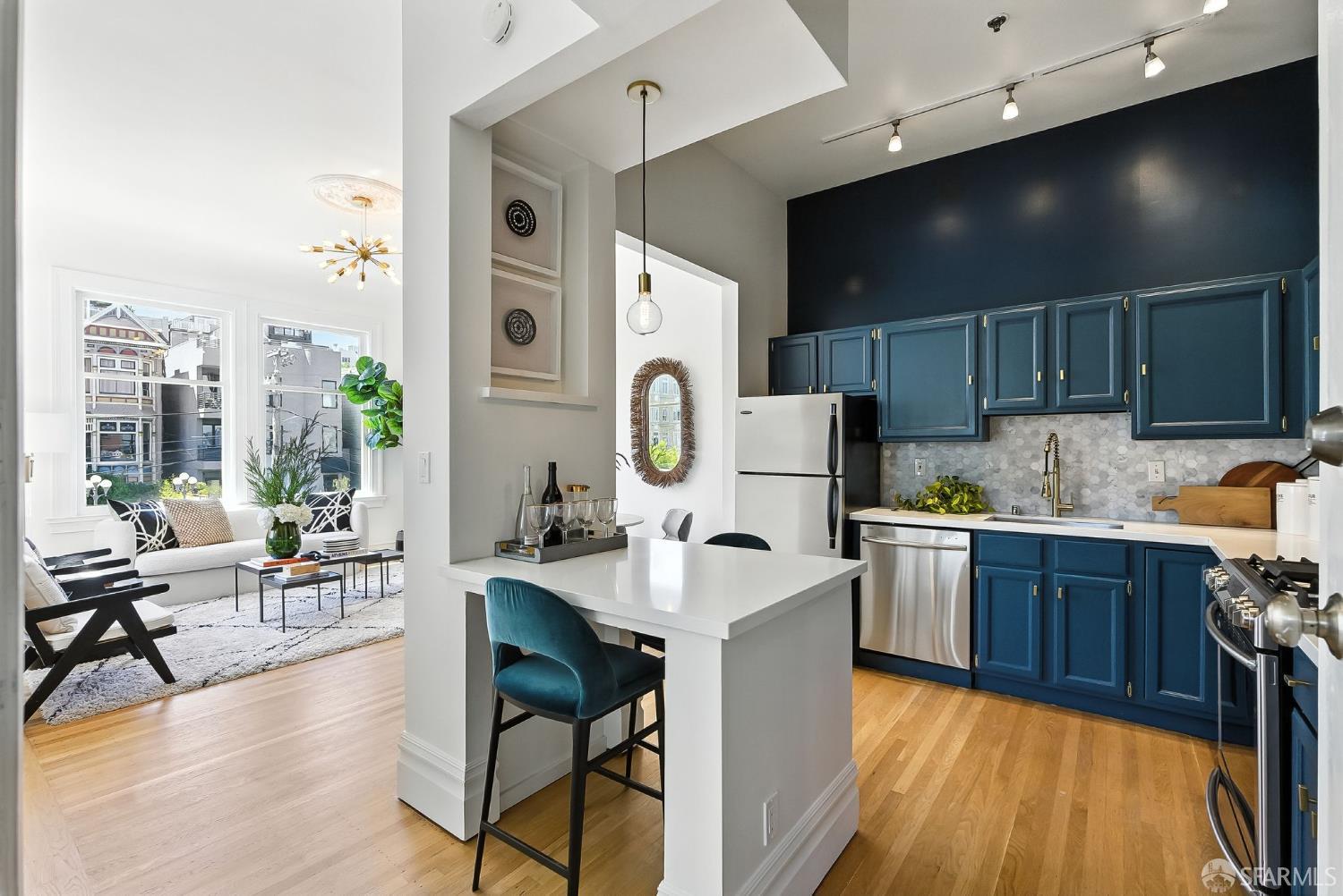 140 Divisadero Street # 5