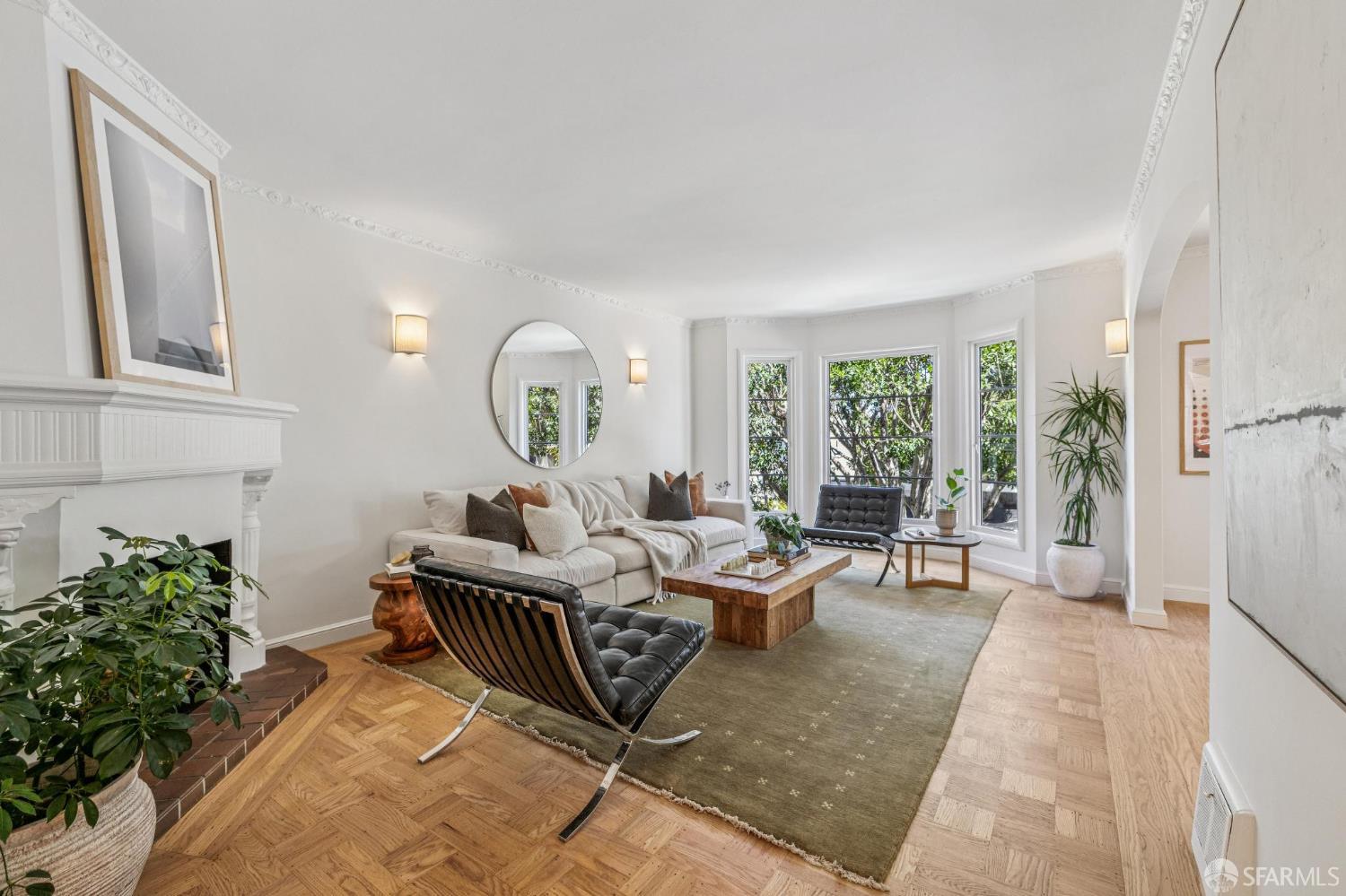 1114 Dolores Street