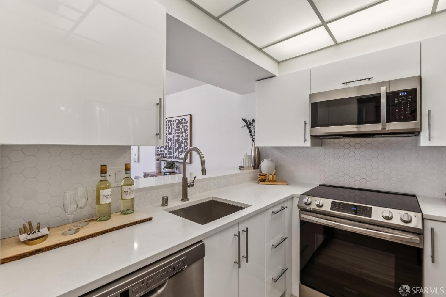 875 La Playa Street # 176