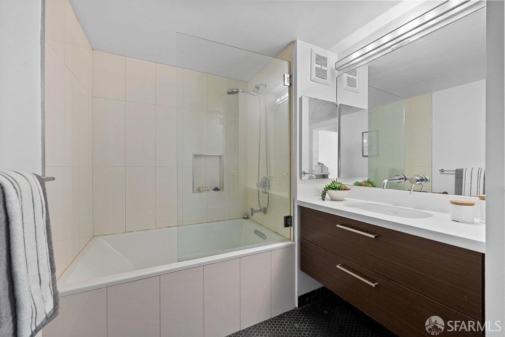 461 2nd Street # 302C