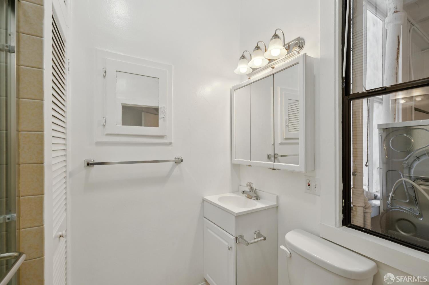 1541-1543 Sanchez Street