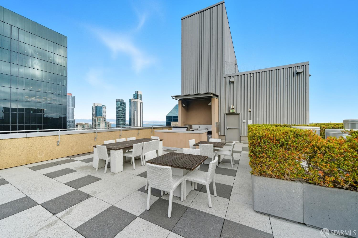 1 Hawthorne Street # 6E