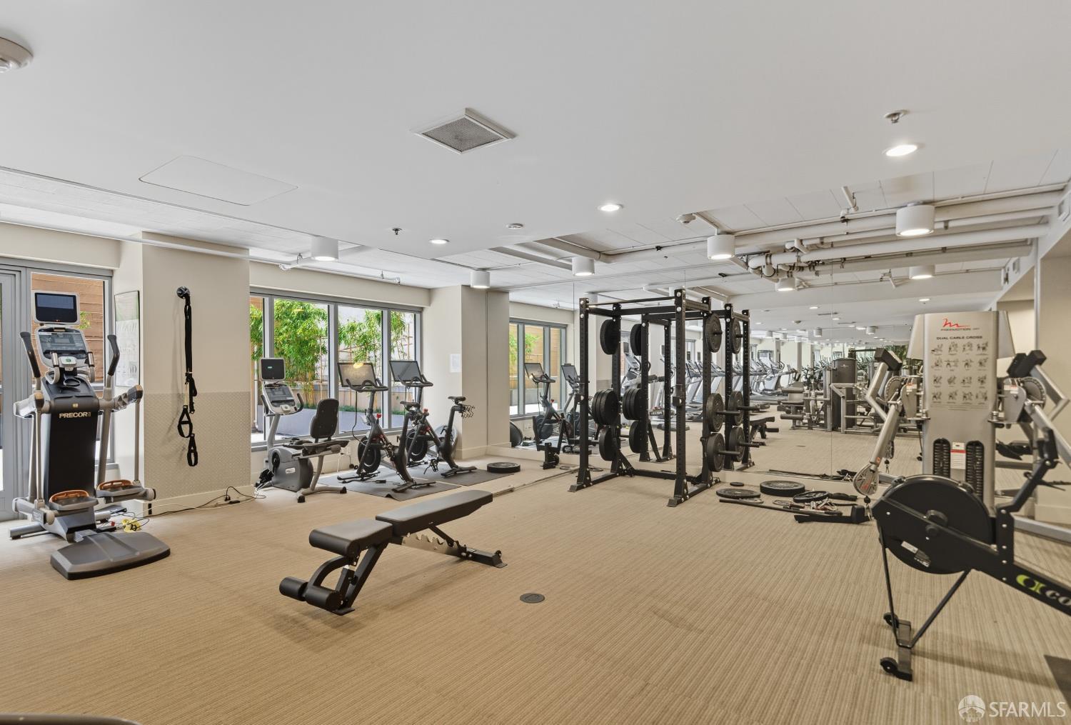 1 Hawthorne Street # 6E