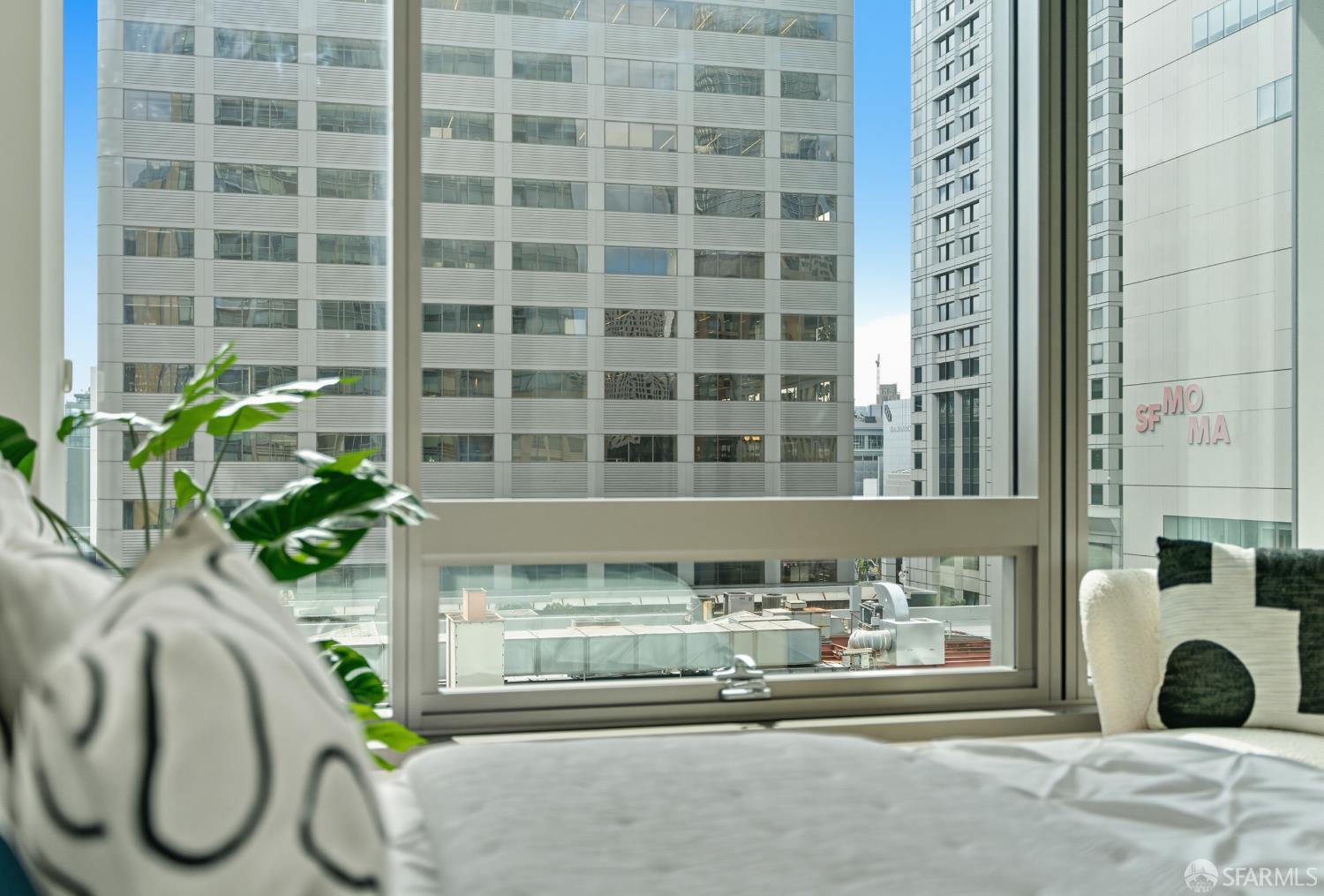 1 Hawthorne Street # 6E