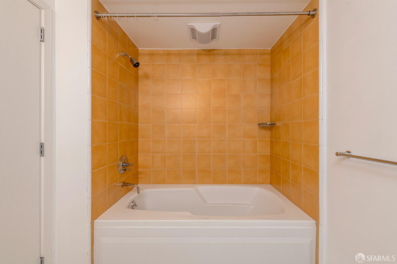 1221 Harrison Street # 6