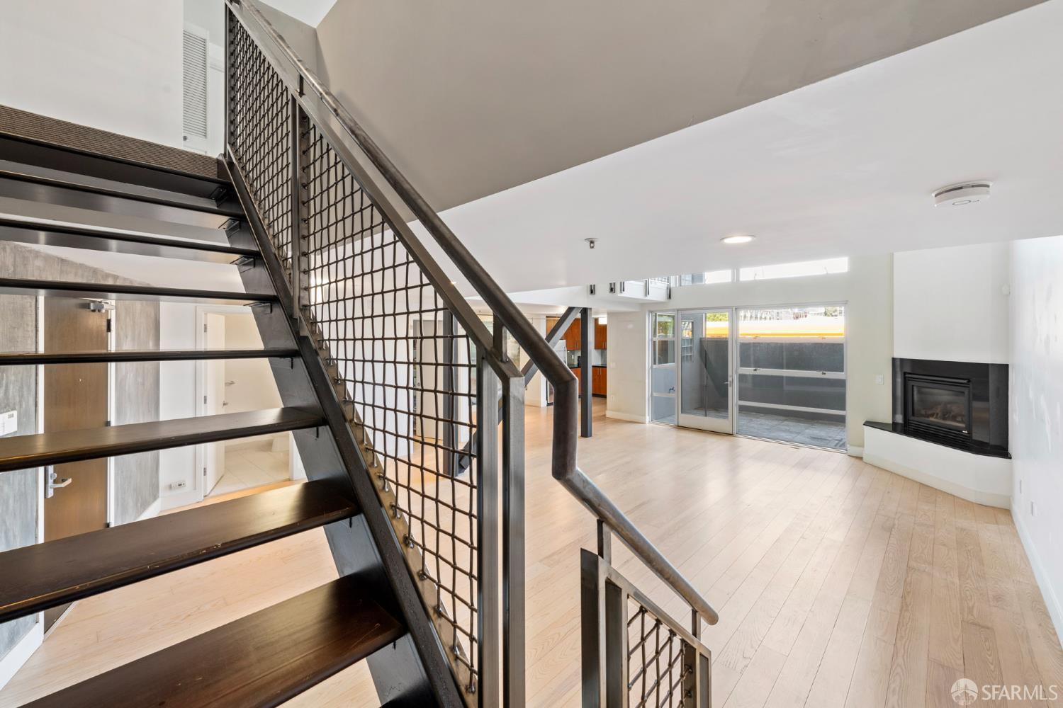 1221 Harrison Street # 6