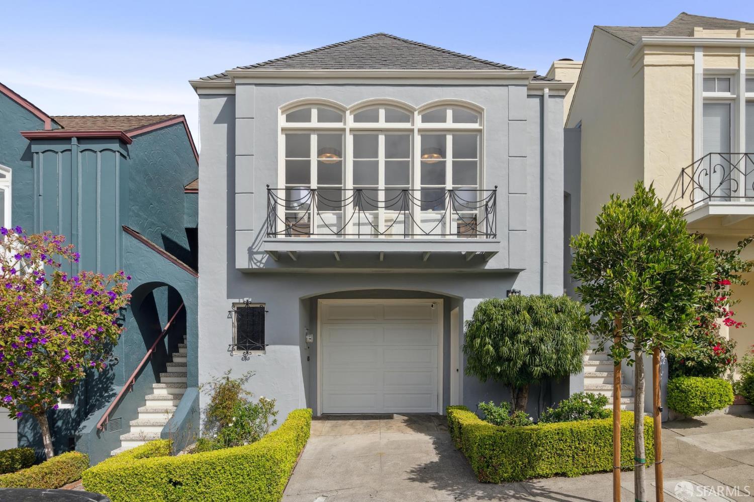 245 Ewing Terrace