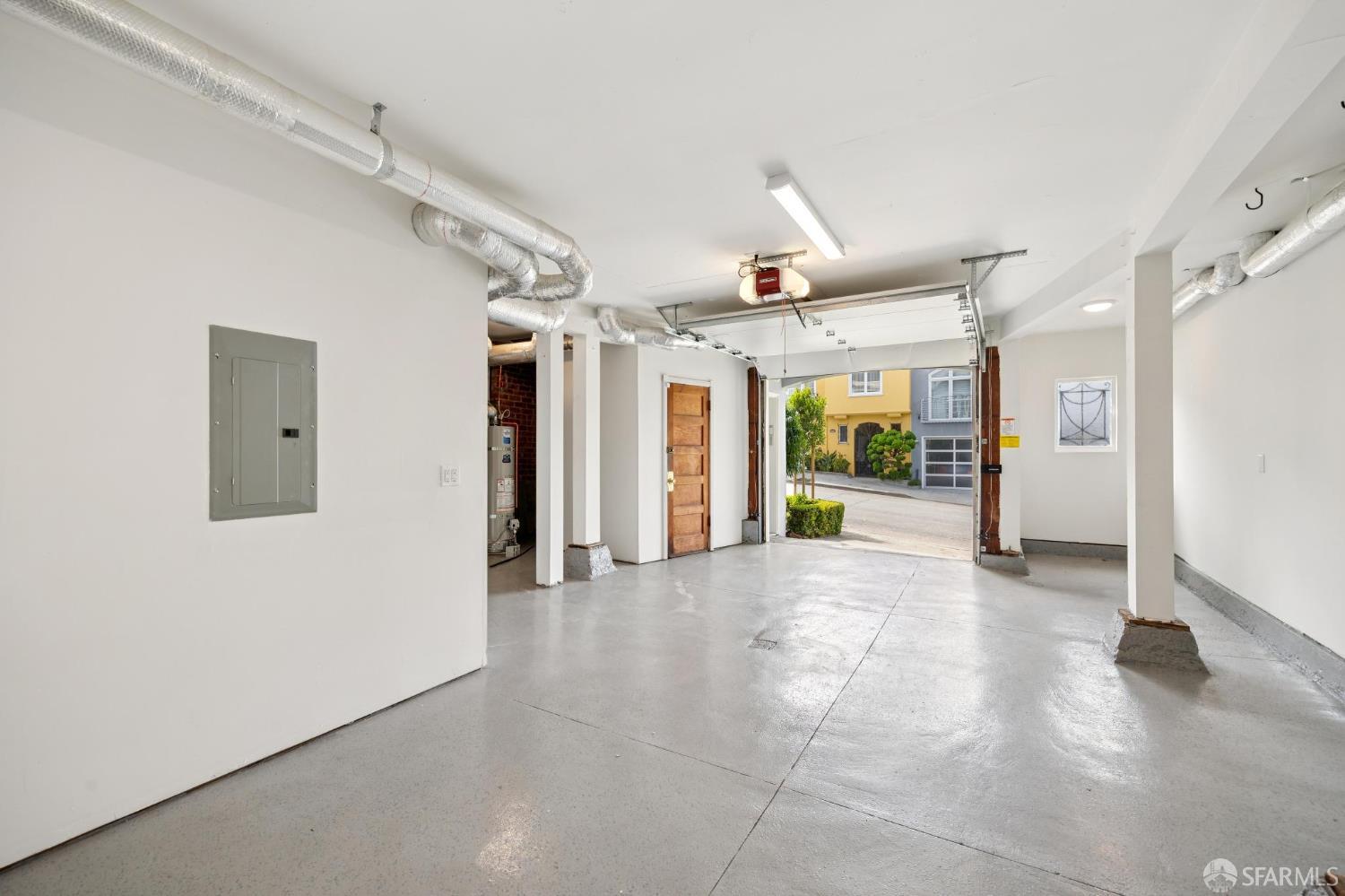 245 Ewing Terrace