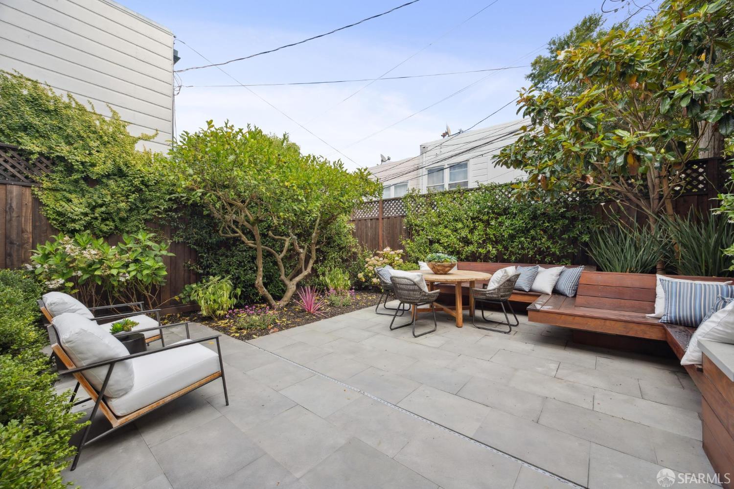 245 Ewing Terrace