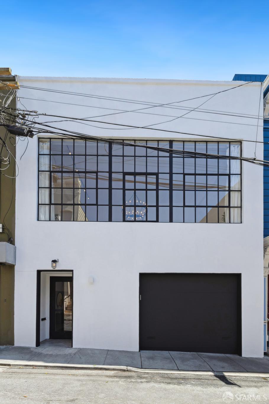 2232 Bush Street