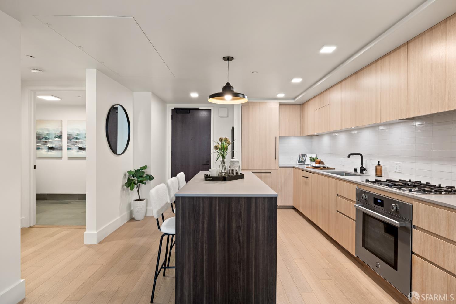 950 Tennessee Street # 218