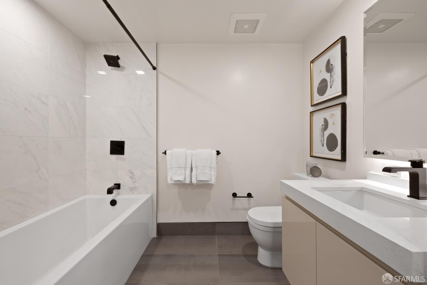 950 Tennessee Street # 218