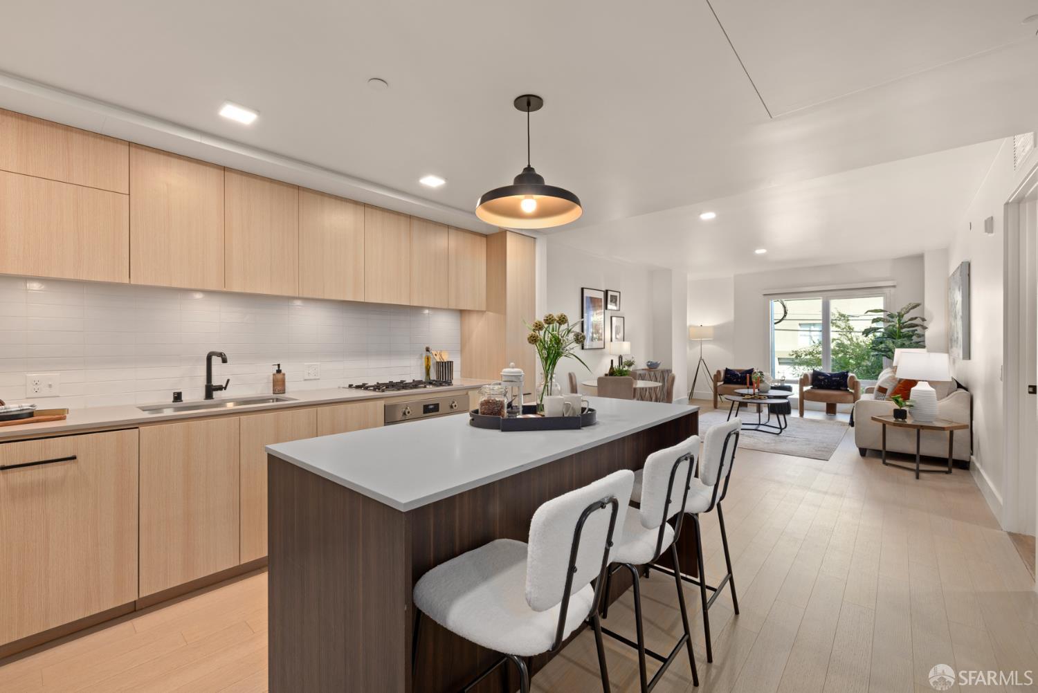 950 Tennessee Street # 218