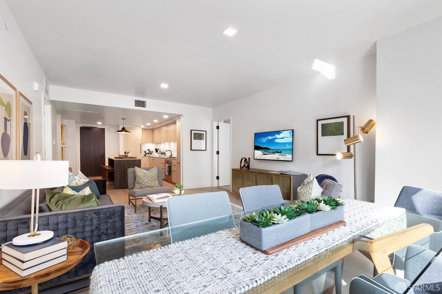 950 Tennessee Street # 218