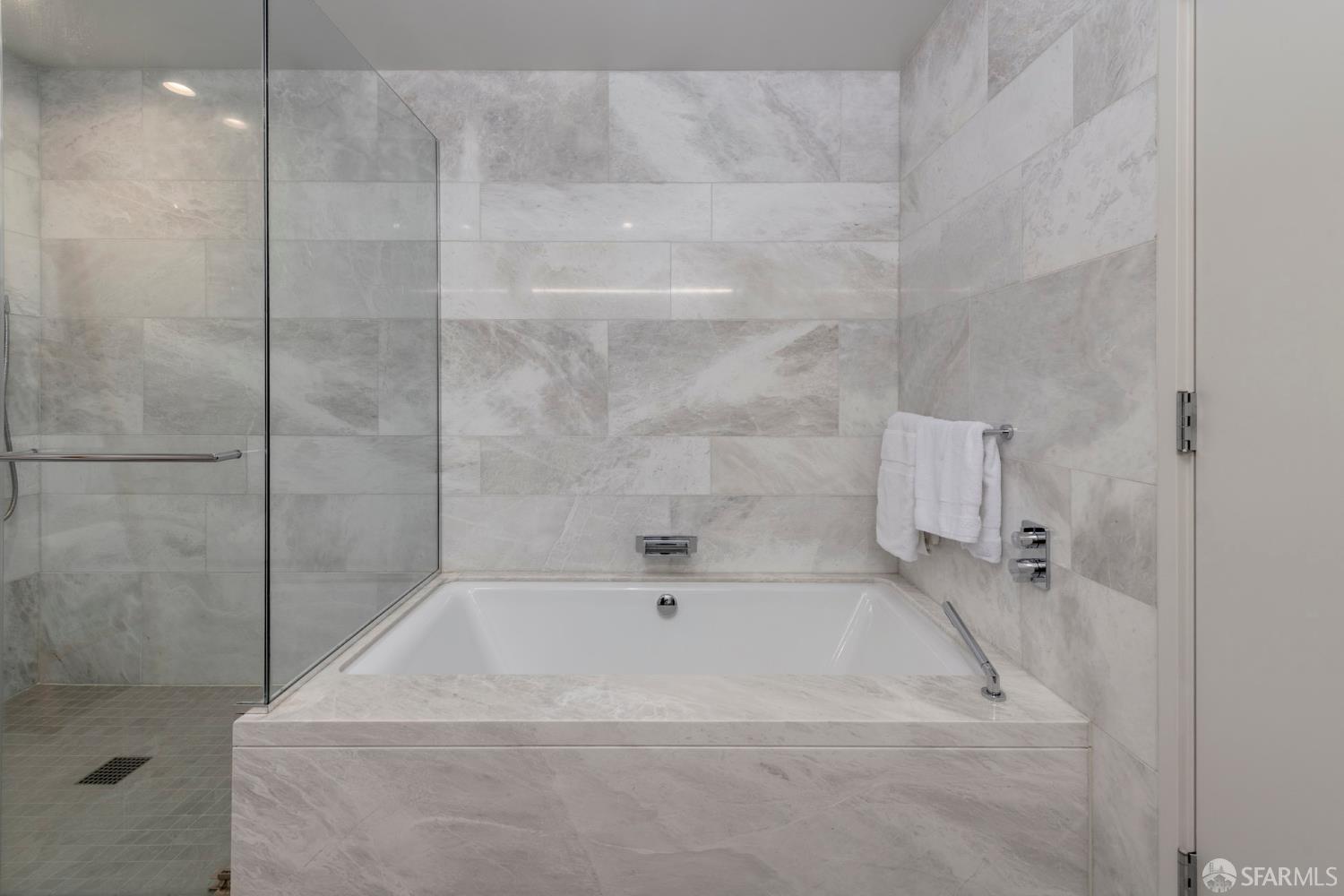 488 Folsom Street # 4205