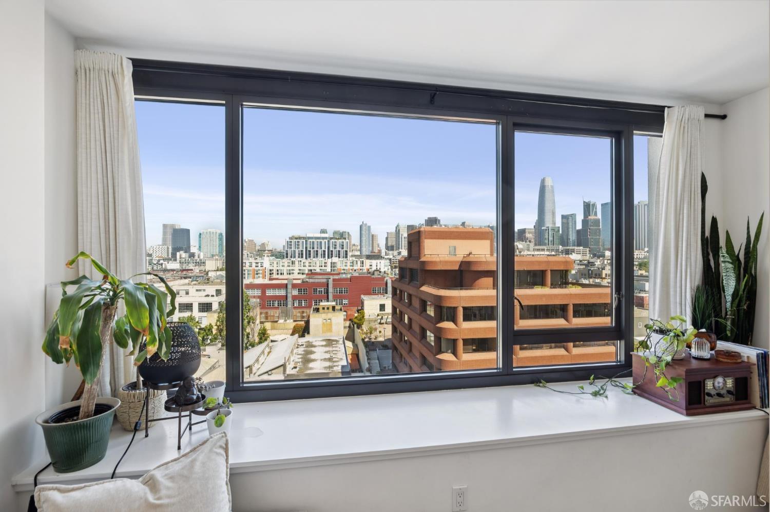 250 King Street # 1308