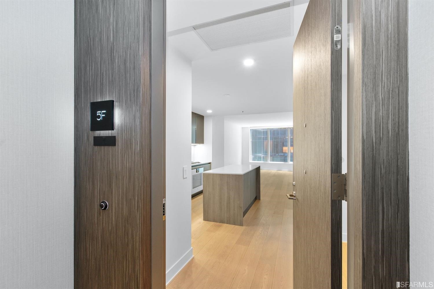 201 Folsom Street # 5F