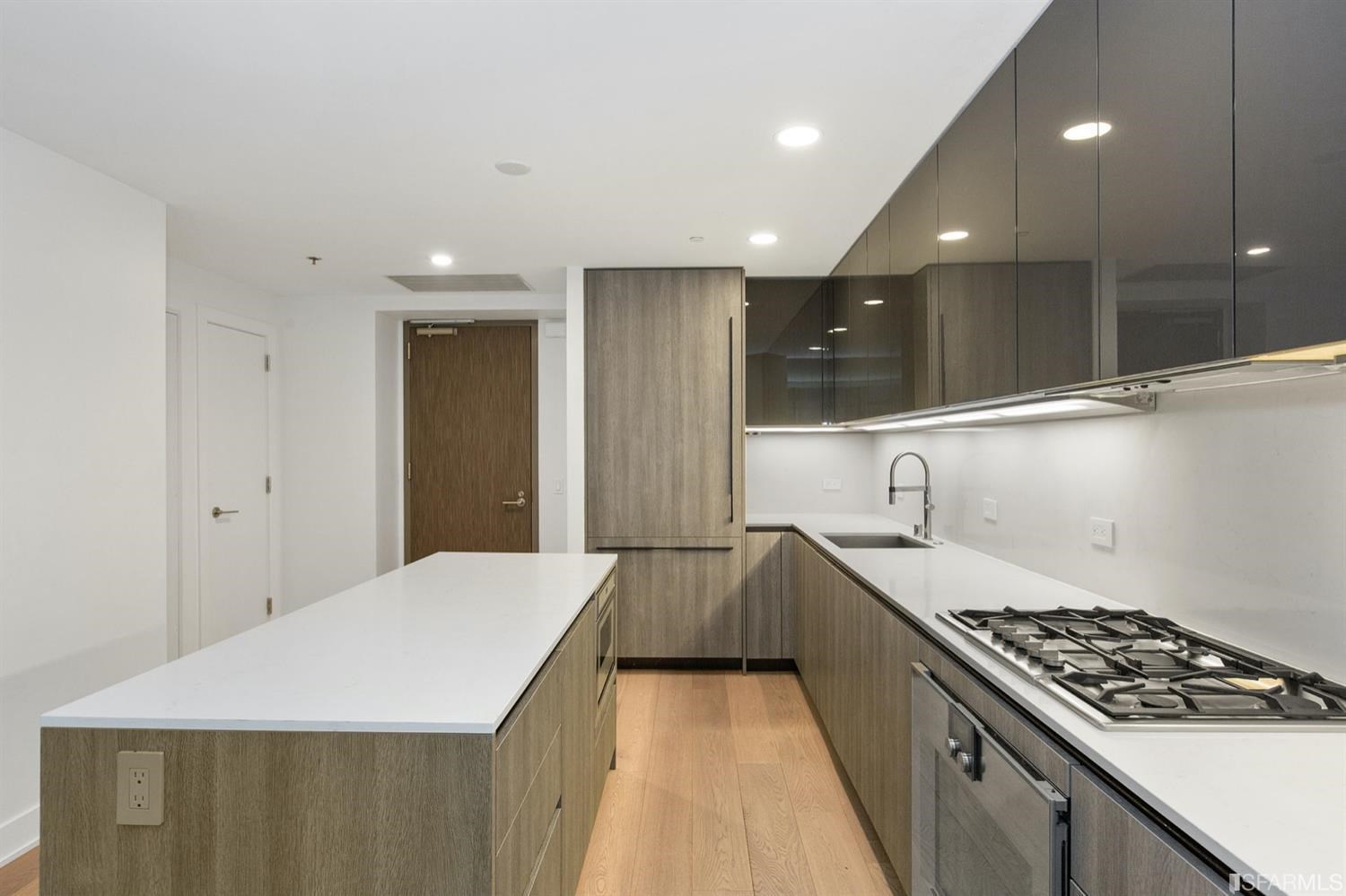 201 Folsom Street # 5F
