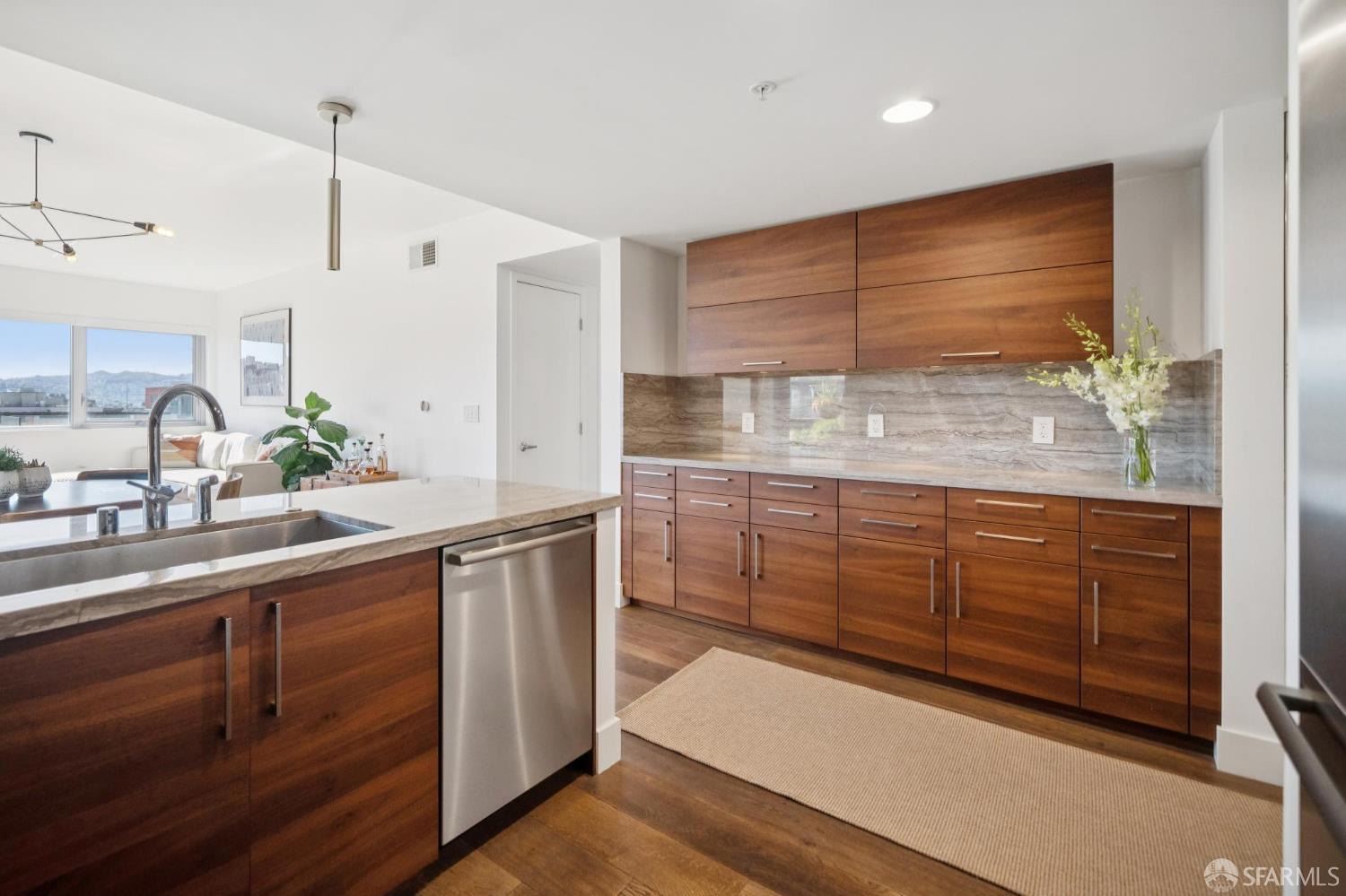 72 S Townsend Street # 806