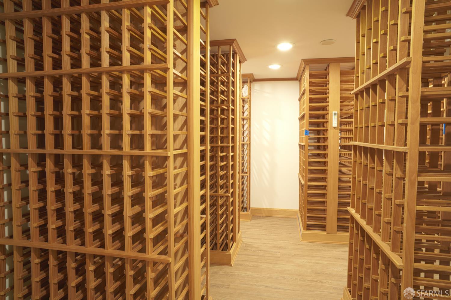 2505 Divisadero Street